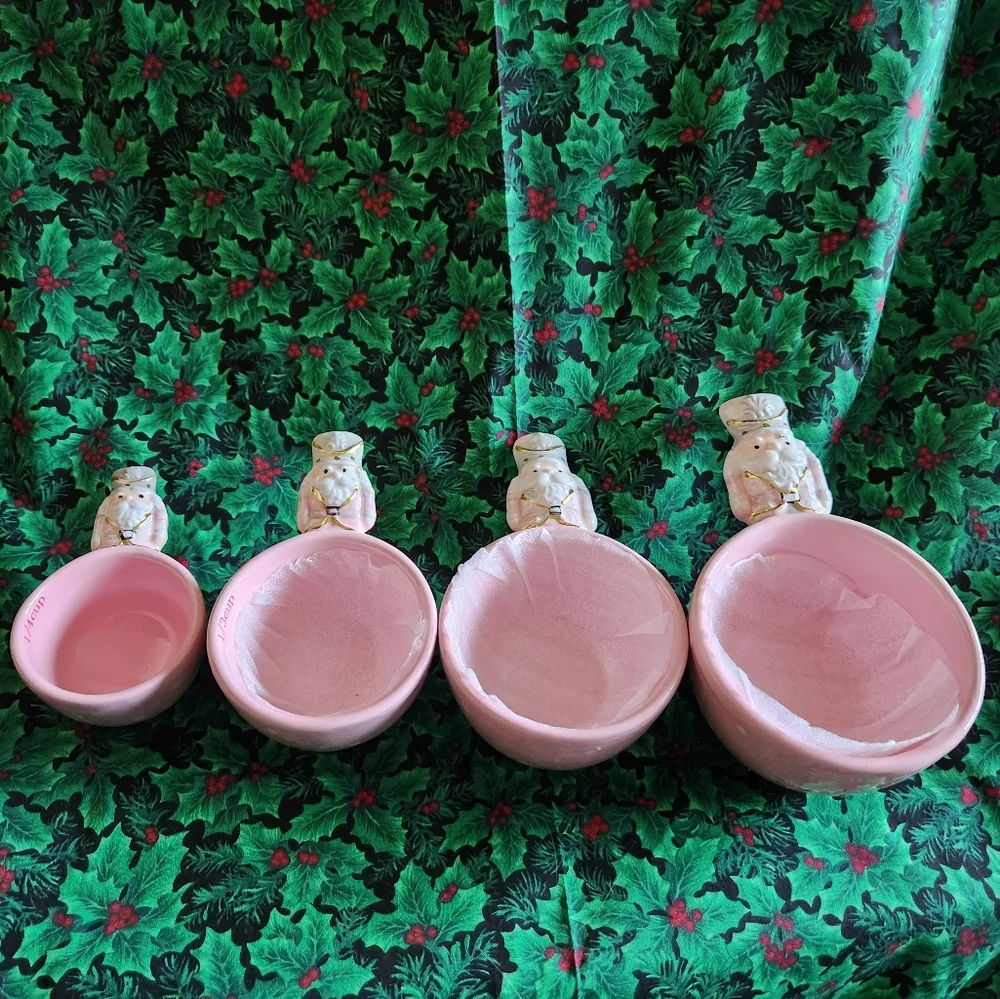 Christmas Nutcracker Measuring Cups Pink NWT